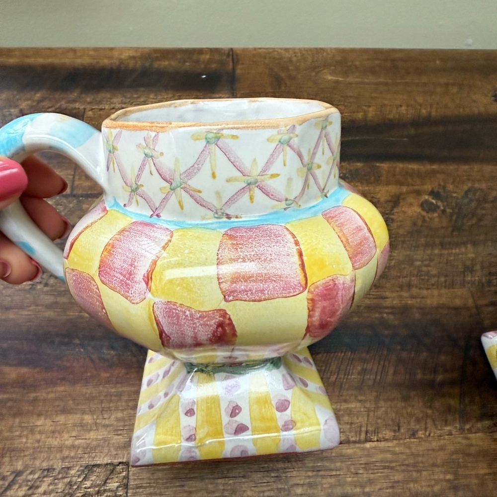 MacKenzie-Childs, Wallcourt Pattern, Pottery Mug set